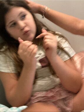 Kohl's Girls Short Sleeve Tee with Pink Graphic